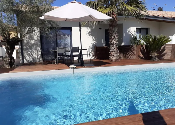 ViLLA NEUVE 115m2 ,TOUT CONFORT AVEC PiSCiNE Chauffée-JARDiNET BASSiN ARCACHON