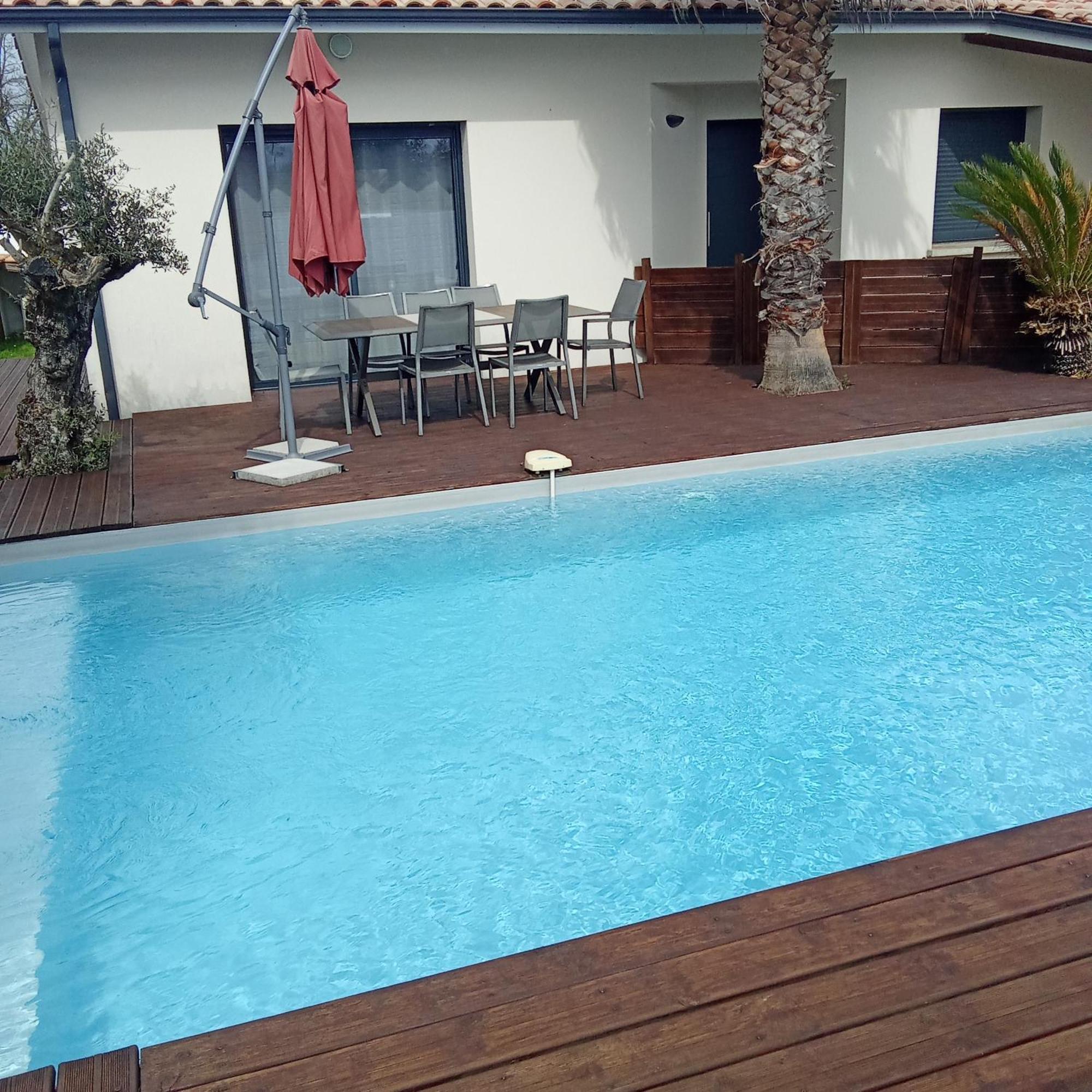 Villa Neuve 115m2 ,tout Confort Avec Piscine Chauffee-jardinet Bassin Arcachon Gujan-Mestras
